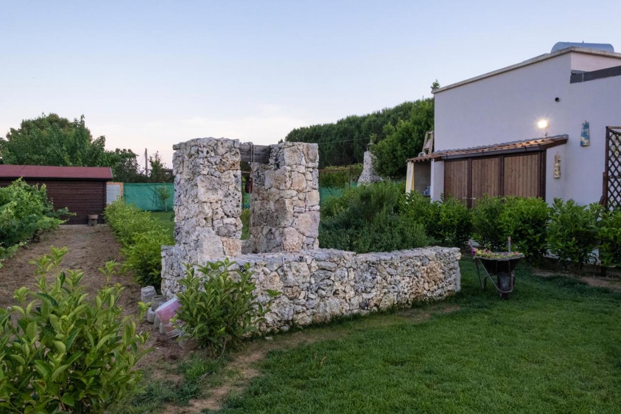 Bed and Breakfast A Lu Fanizza Кутрофьяно Экстерьер фото